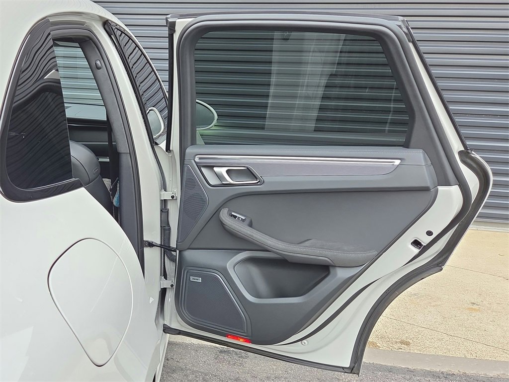 Used 2023 Porsche Macan GTS image 22