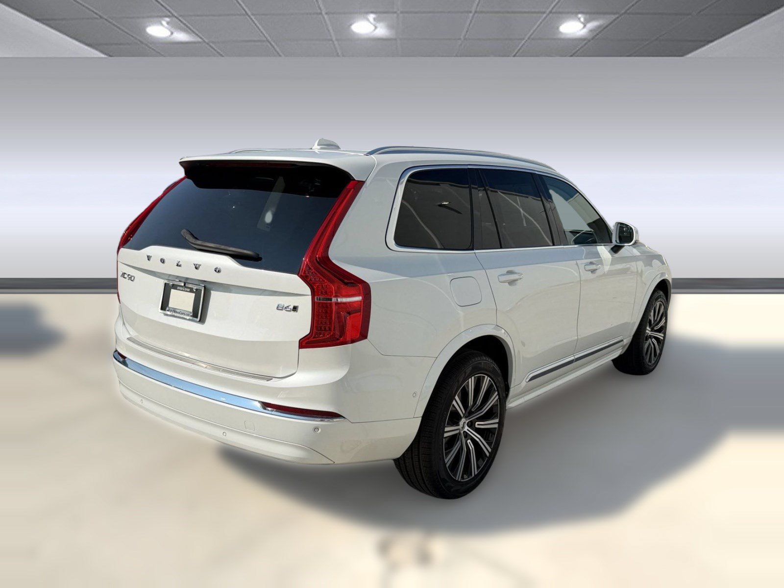 Used 2024 Volvo XC90 B6 Plus w/ Protection Package Premier AWD/4WD image 9