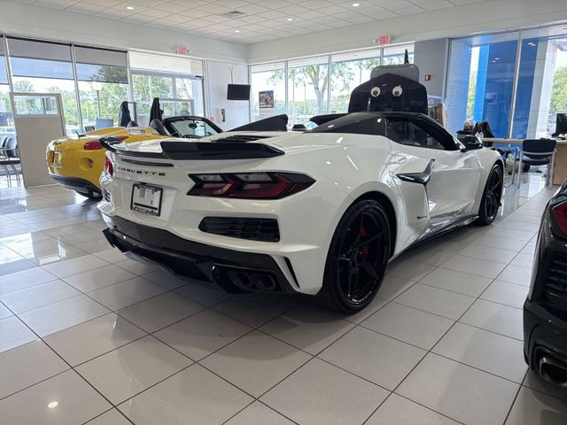 Certified 2025 Chevrolet Corvette E-Ray AWD/4WD image 27