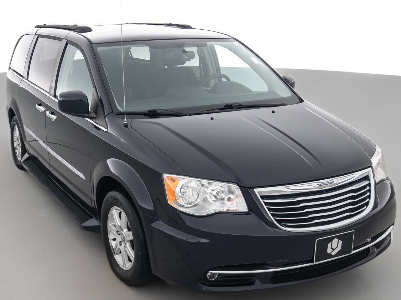 Used 2011 Chrysler Town & Country Touring w/ Security Group