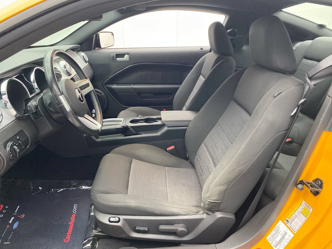 Used 2008 Ford Mustang Coupe RWD image 14