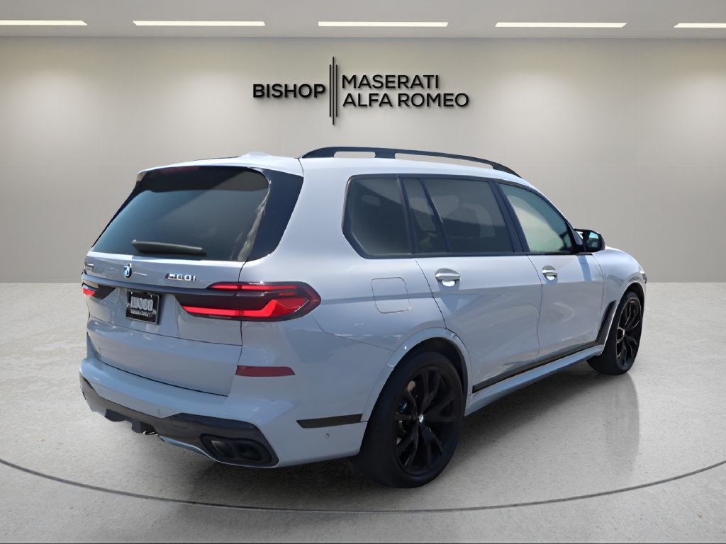 Used 2025 BMW X7 M60i w/ Executive Package AWD/4WD image 14