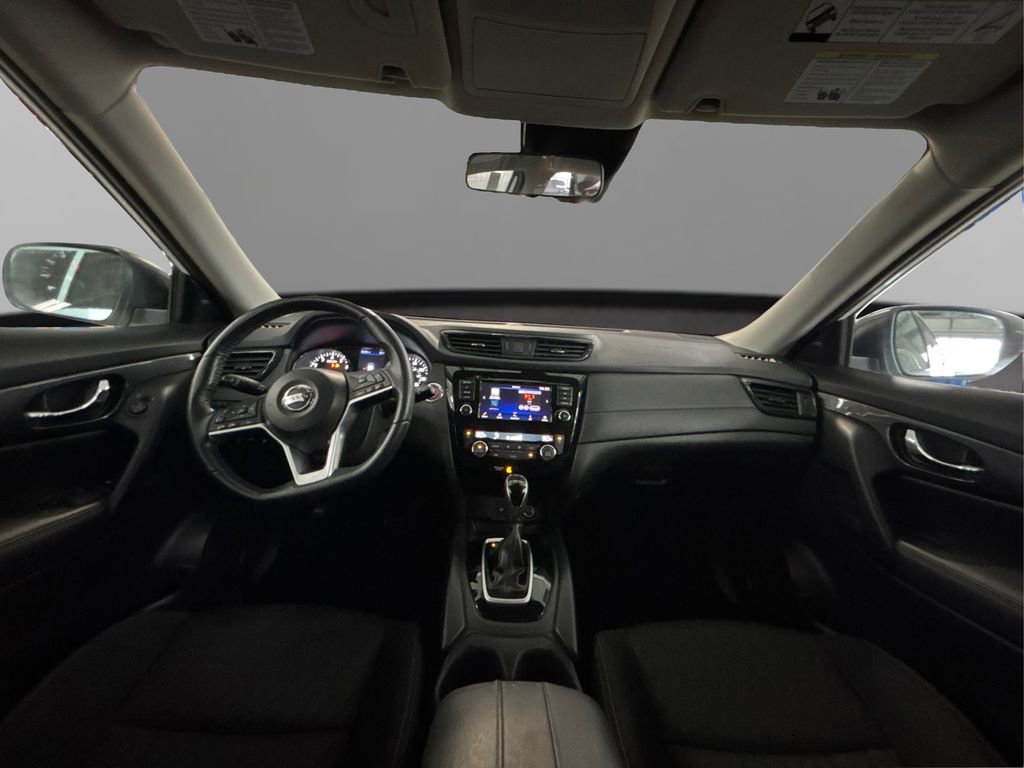 Used 2019 Nissan Rogue SV image 26