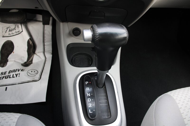 Used 2008 Hyundai Accent SE FWD image 8