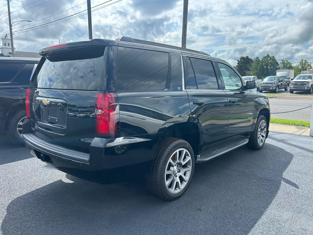 Used 2020 Chevrolet Tahoe LT AWD/4WD image 3