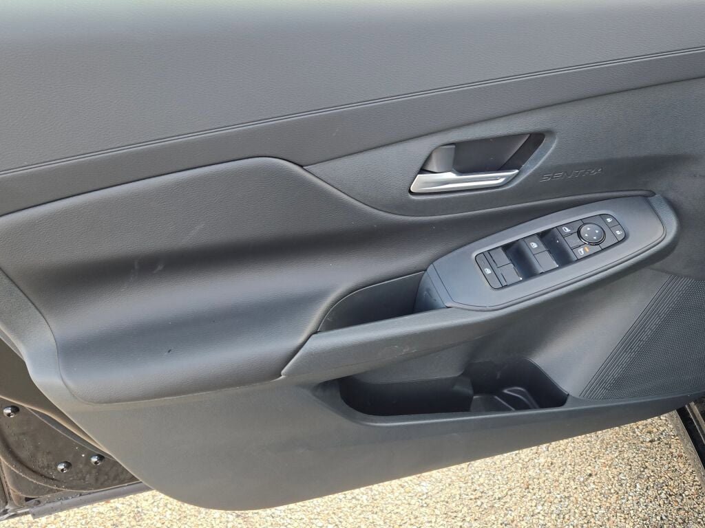 New 2026 Nissan Sentra SV image 21