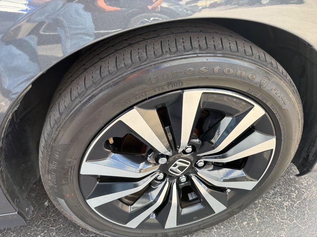 Used 2024 Honda Civic EX image 11