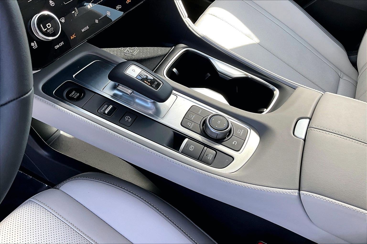 Used 2026 INFINITI QX60 Luxe w/ Cargo Package image 17