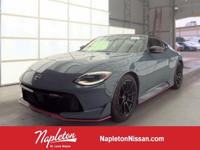 Used 2025 Nissan Z NISMO w/ Floor Mat Package RWD image 1