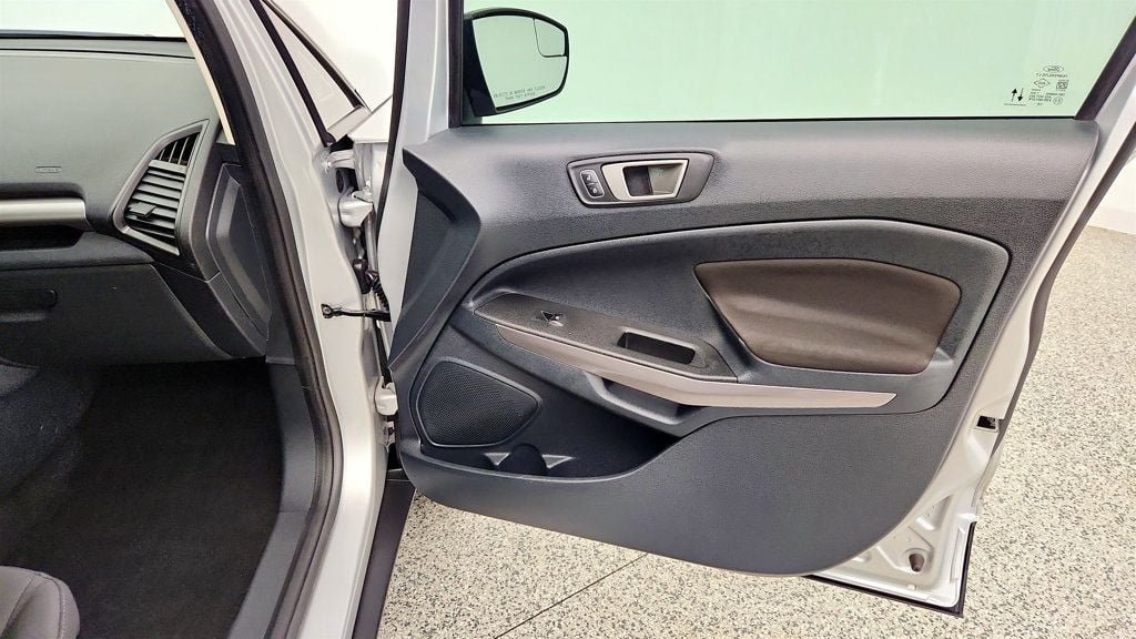 Used 2021 Ford EcoSport SE FWD image 25