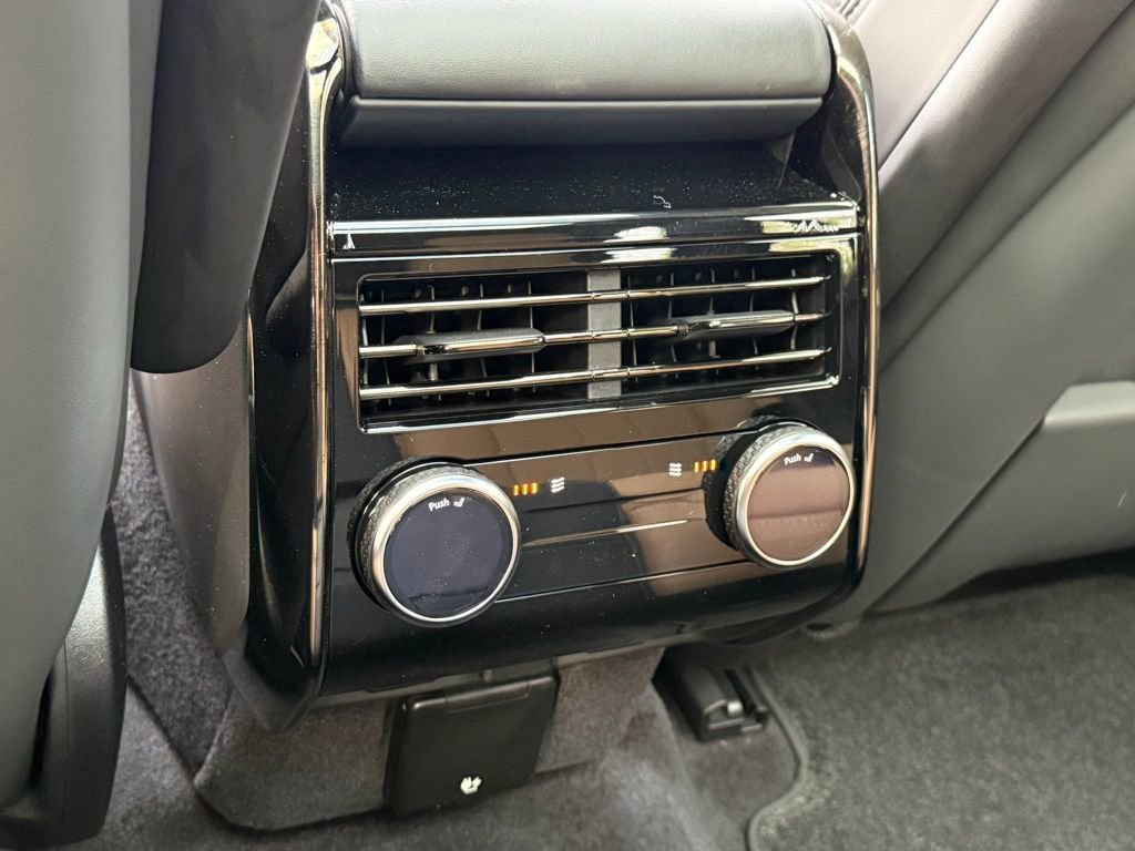 New 2026 Land Rover Range Rover Sport Dynamic SE AWD/4WD image 33