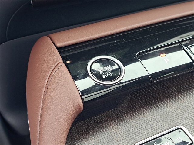 New 2026 Lincoln Navigator Reserve image 37