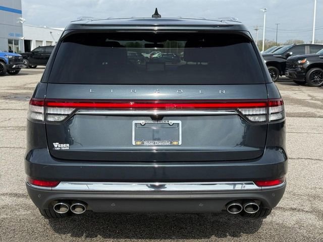 Used 2023 Lincoln Aviator Reserve w/ Elements Package Plus image 4