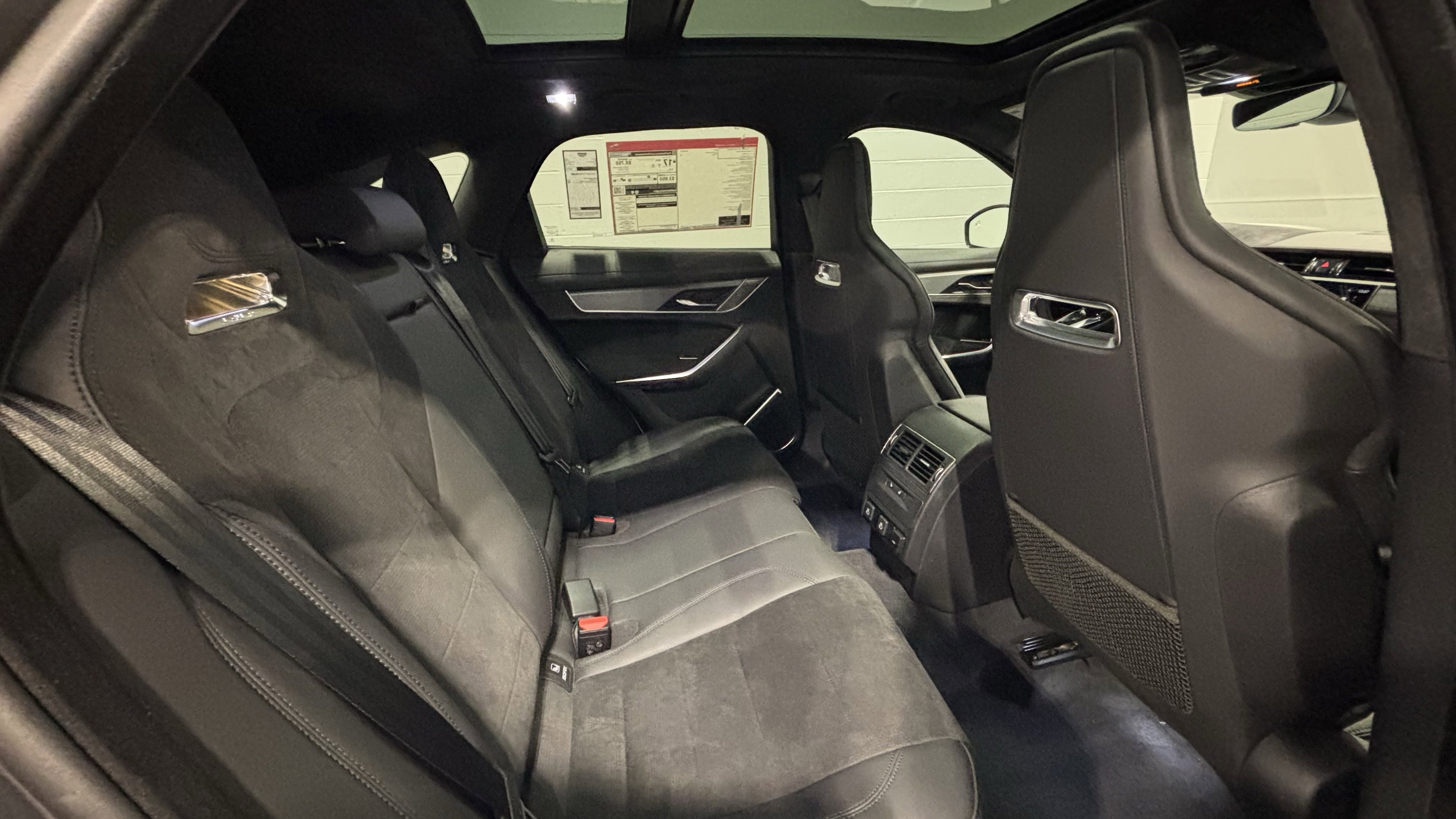 New 2026 Jaguar F-PACE SVR 575 Edition AWD/4WD image 15