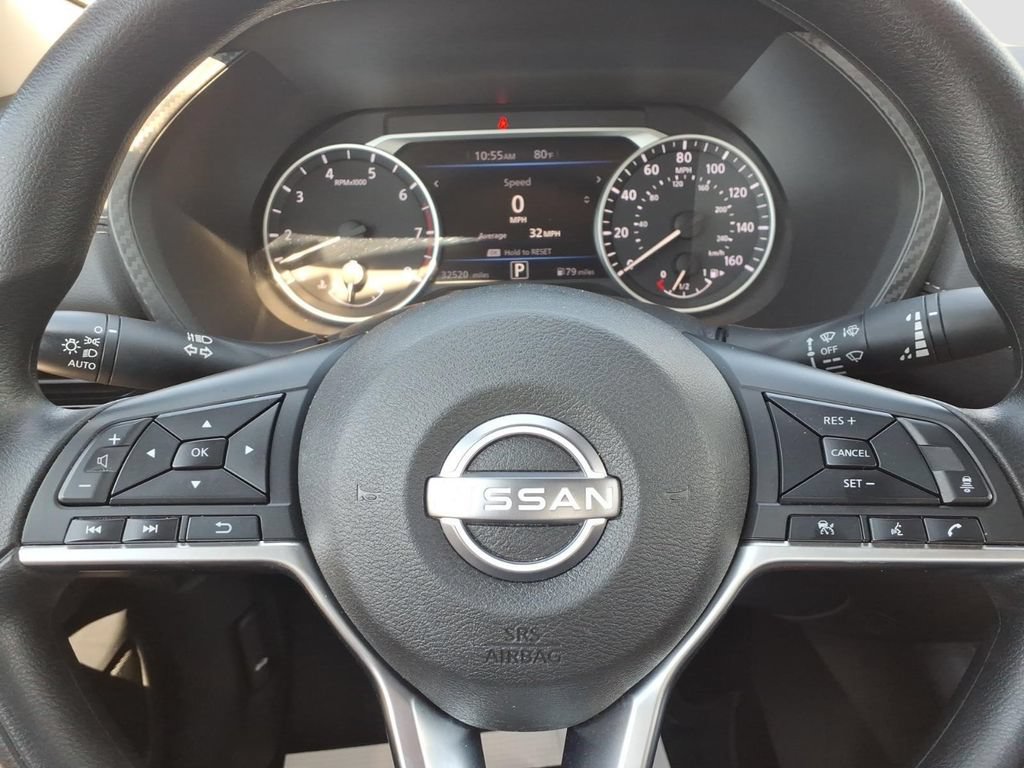 Used 2025 Nissan Sentra SV FWD image 21