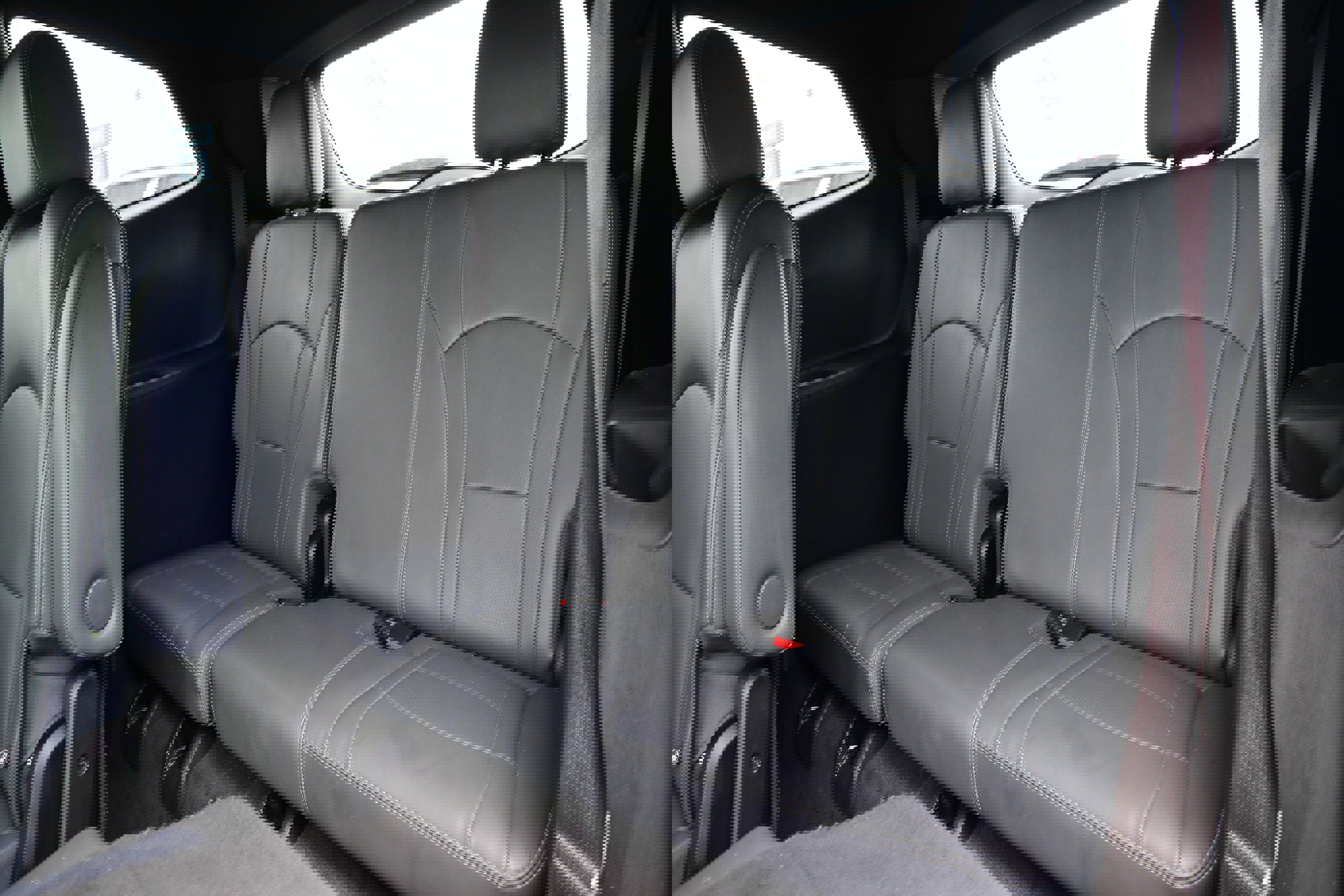 Used 2023 Buick Enclave Essence w/ Experience Buick Package image 15