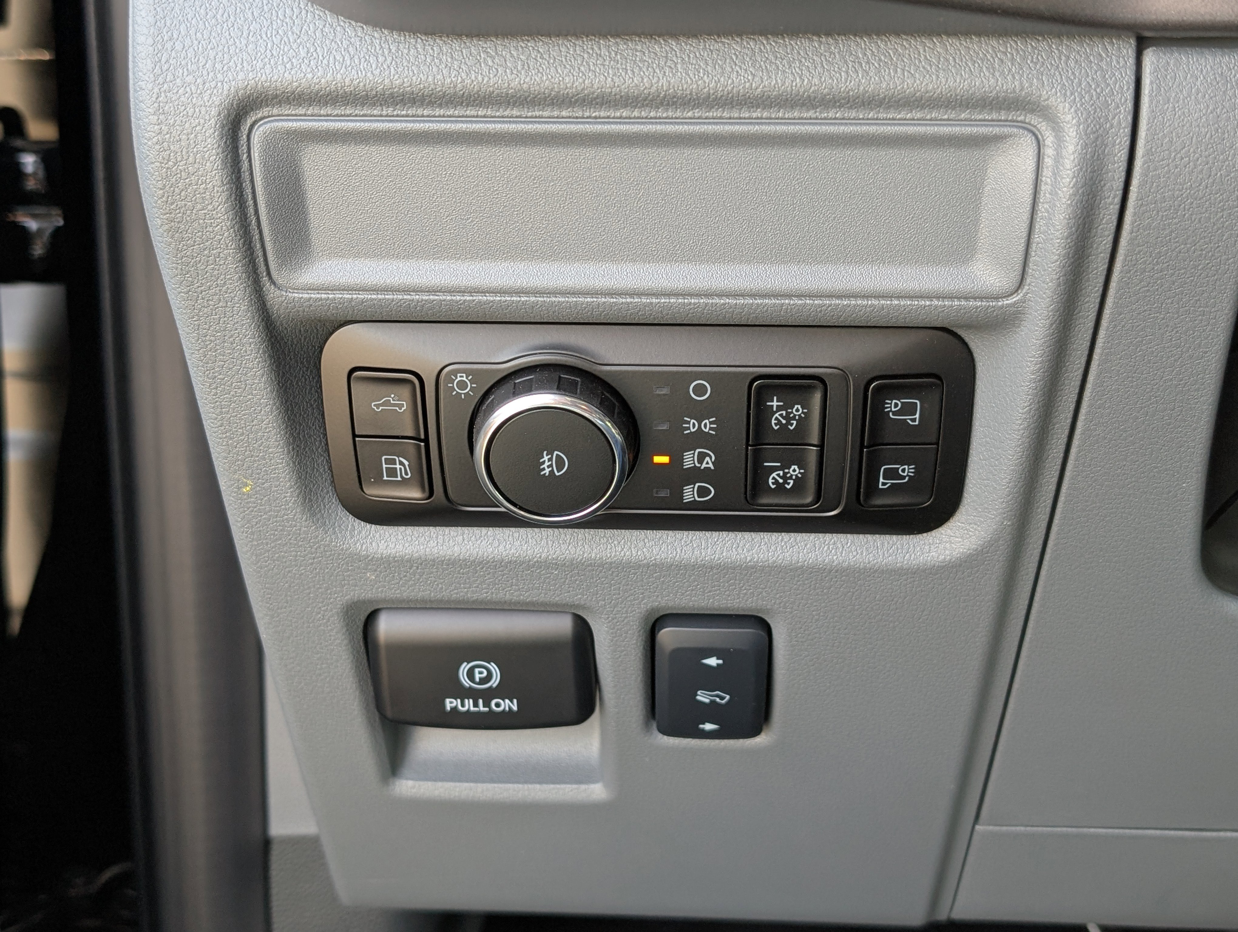 New 2025 Ford F150 XLT w/ Equipment Group 303A High image 20