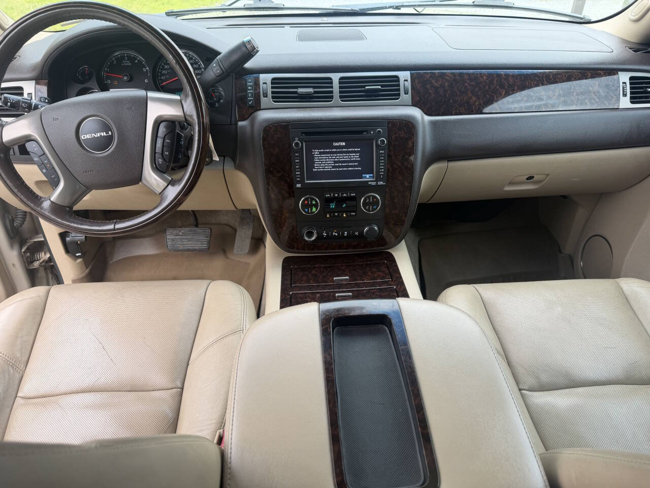 Used 2012 GMC Yukon XL Denali AWD/4WD image 11