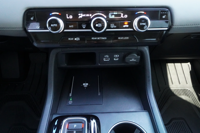 Used 2025 Honda Pilot Touring image 20