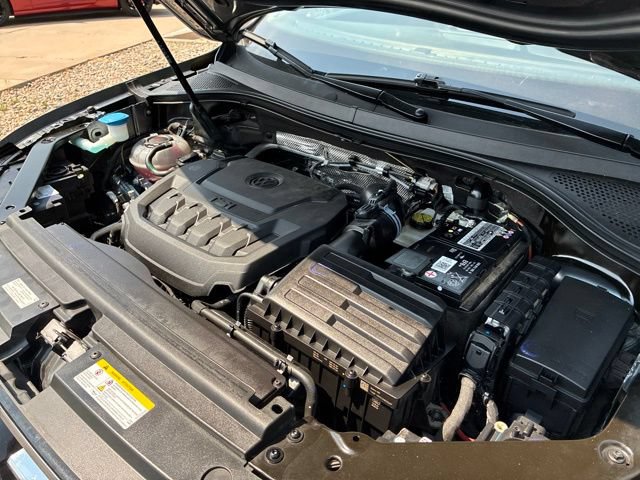 Used 2023 Volkswagen Tiguan SE w/ Panoramic Sunroof Package AWD/4WD image 9