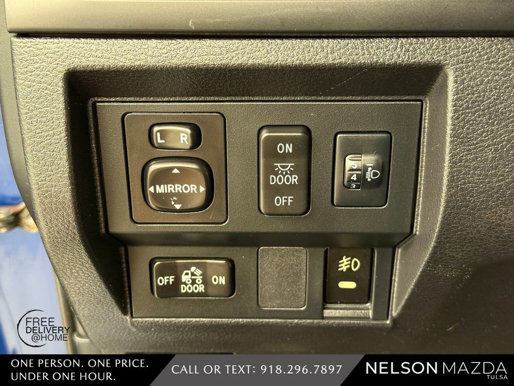 Used 2014 Toyota Tundra SR AWD/4WD image 28
