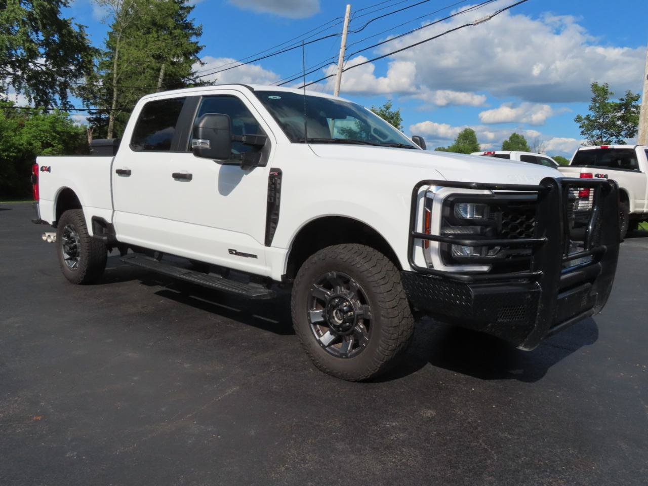 Used 2024 Ford F250 XL w/ STX Appearance Package AWD/4WD image 8
