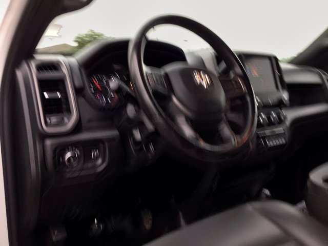 Used 2024 RAM 3500 Tradesman w/ Chrome Appearance Group image 10