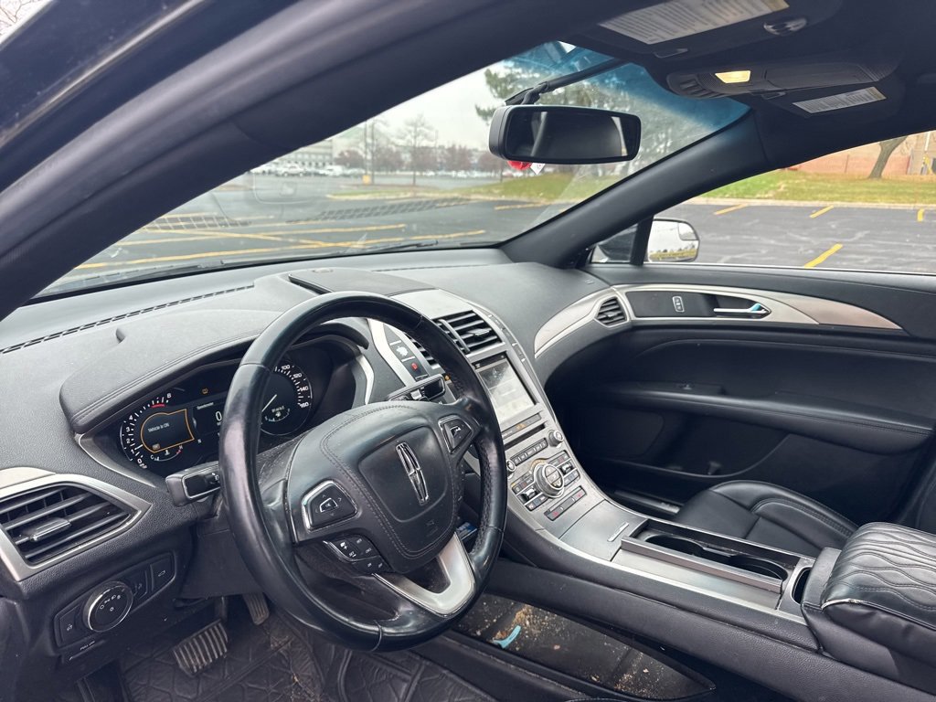 Used 2017 Lincoln MKZ Premiere image 16