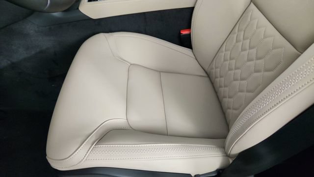 New 2026 Volvo XC90 B6 Plus w/ Protection Package Premier AWD/4WD image 13
