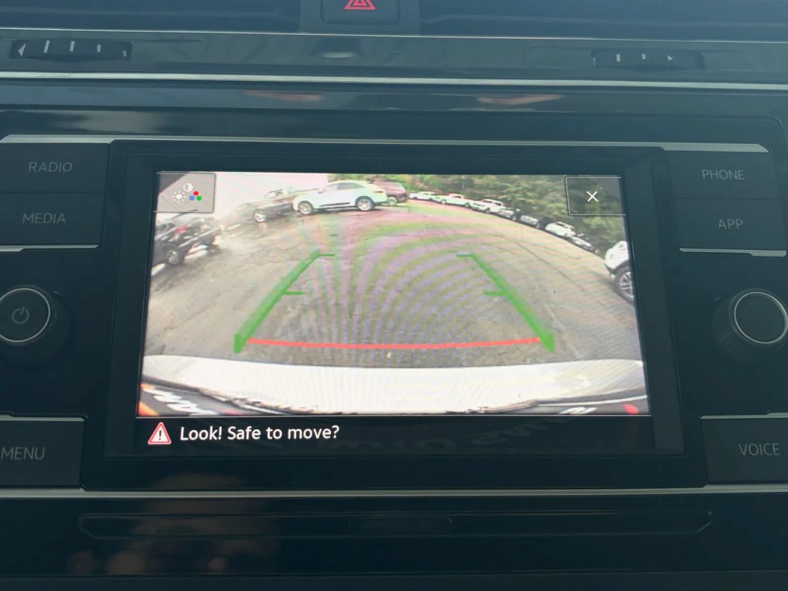 Used 2020 Volkswagen Tiguan S w/ 3rd Row Seat Package AWD/4WD image 33