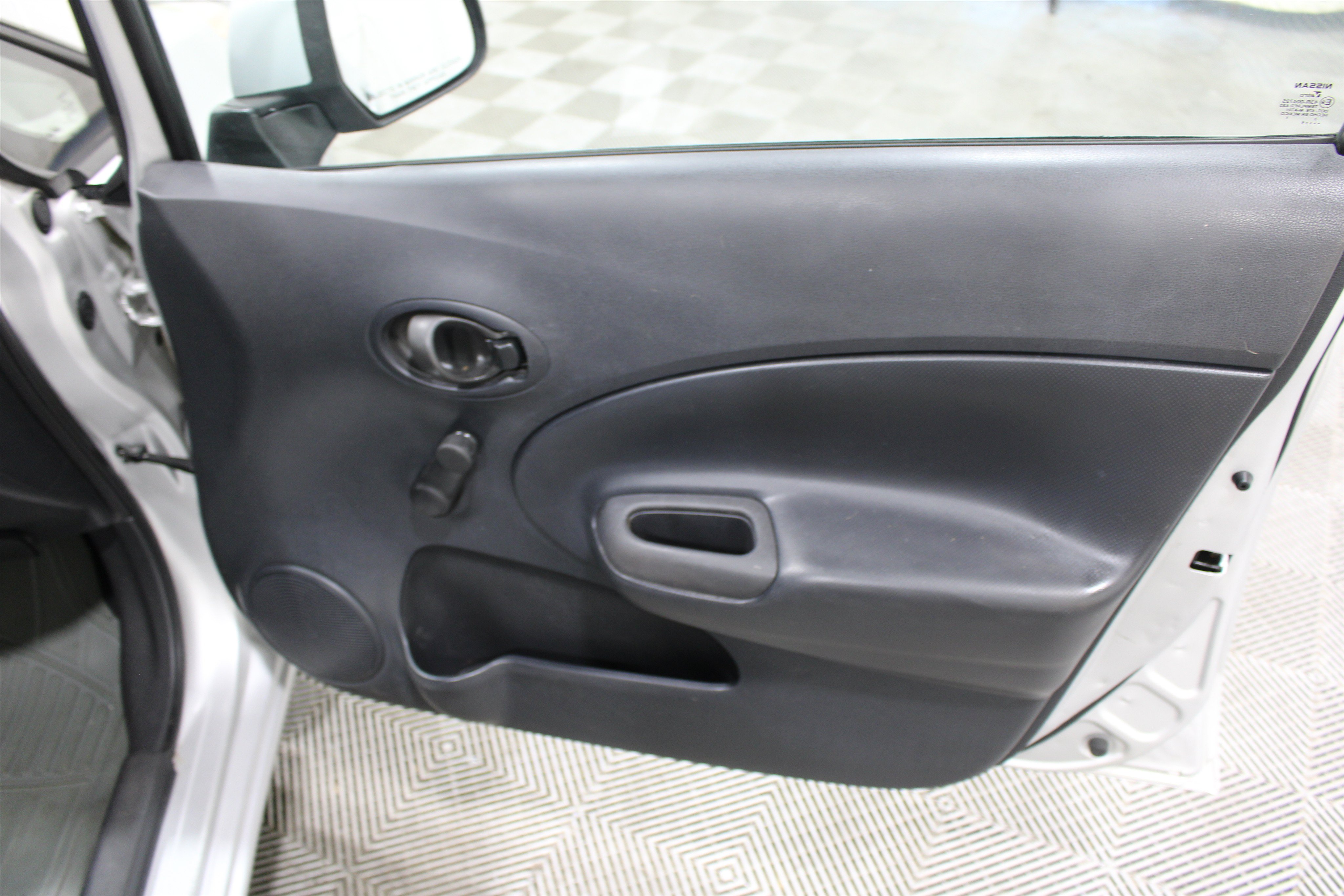 Used 2014 Nissan Versa Note S Plus FWD image 17