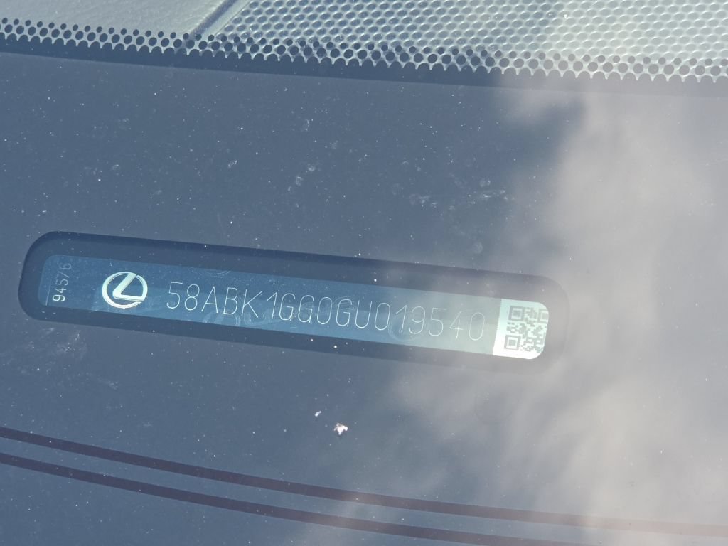 Used 2016 Lexus ES 350 w/ Premium Package w/Wood Trim FWD image 11
