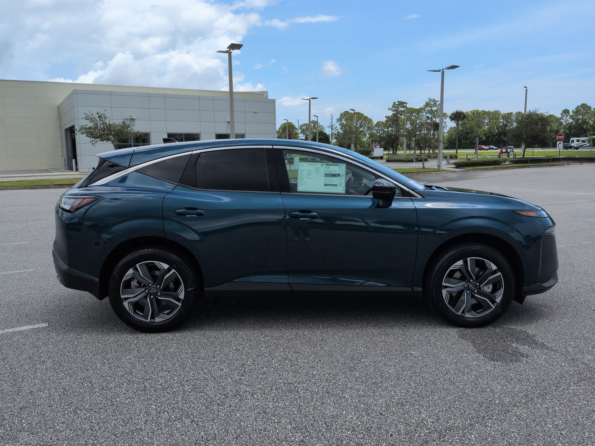 New 2026 Nissan Murano SL w/ Comfort Package AWD/4WD image 4