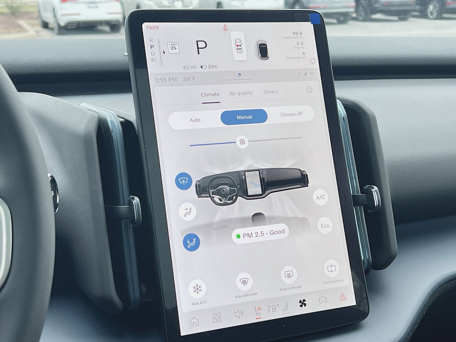 New 2026 Volvo EX30 Plus w/ Protection Package Premier image 21