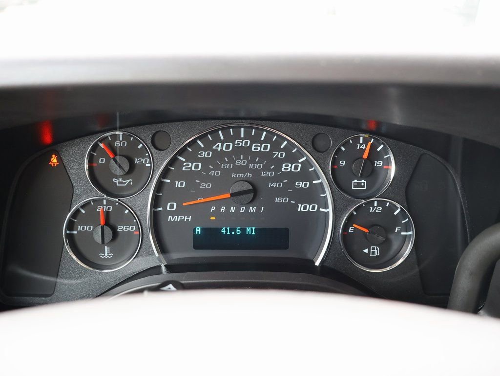 New 2025 GMC Savana 3500 Extended w/ Driver Convenience Package image 16