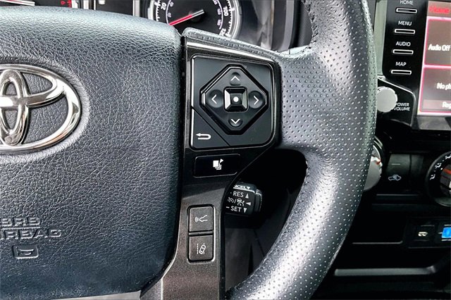 Used 2022 Toyota 4Runner TRD Off-Road Premium image 11