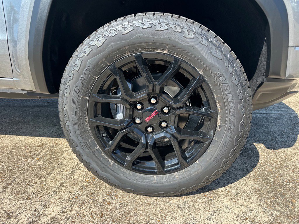 New 2025 GMC Canyon Elevation w/ Convenience Package image 20