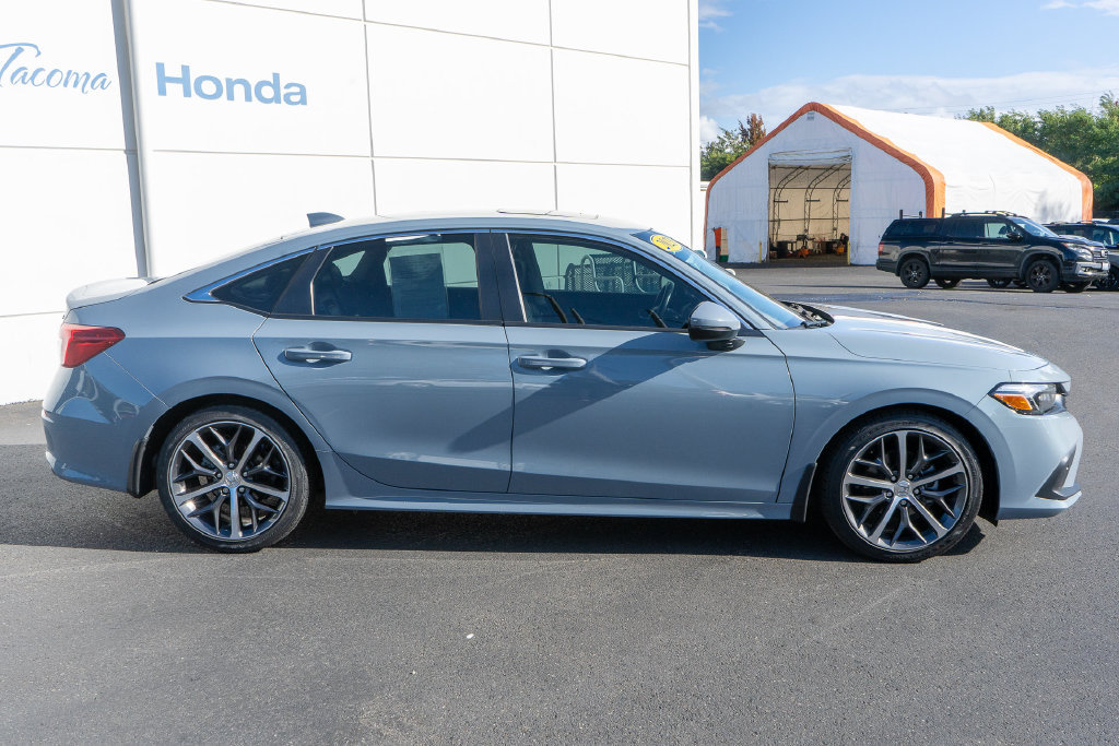 Used 2023 Honda Civic Touring image 16