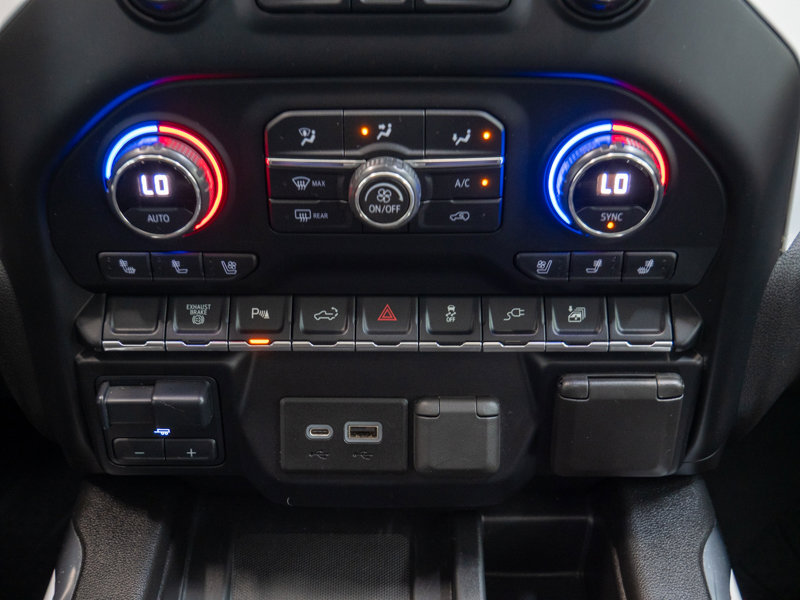 Used 2020 Chevrolet Silverado 3500 High Country AWD/4WD image 23