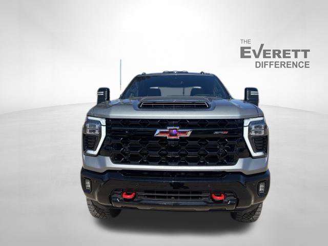 Used 2026 Chevrolet Silverado 2500 ZR2 w/ LPO, Dark Essentials Package AWD/4WD image 2