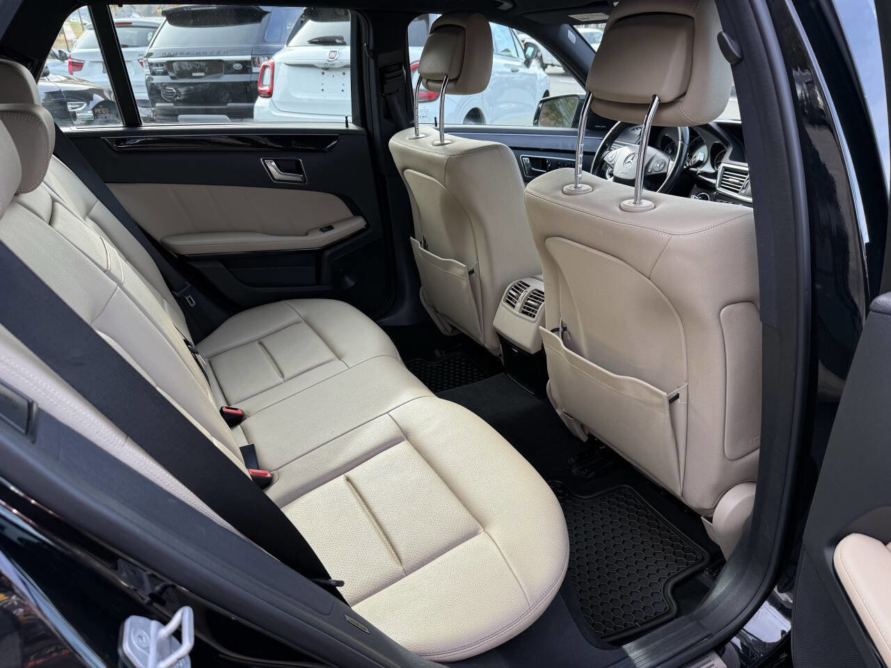 Used 2011 Mercedes-Benz E 350 4MATIC Wagon image 14