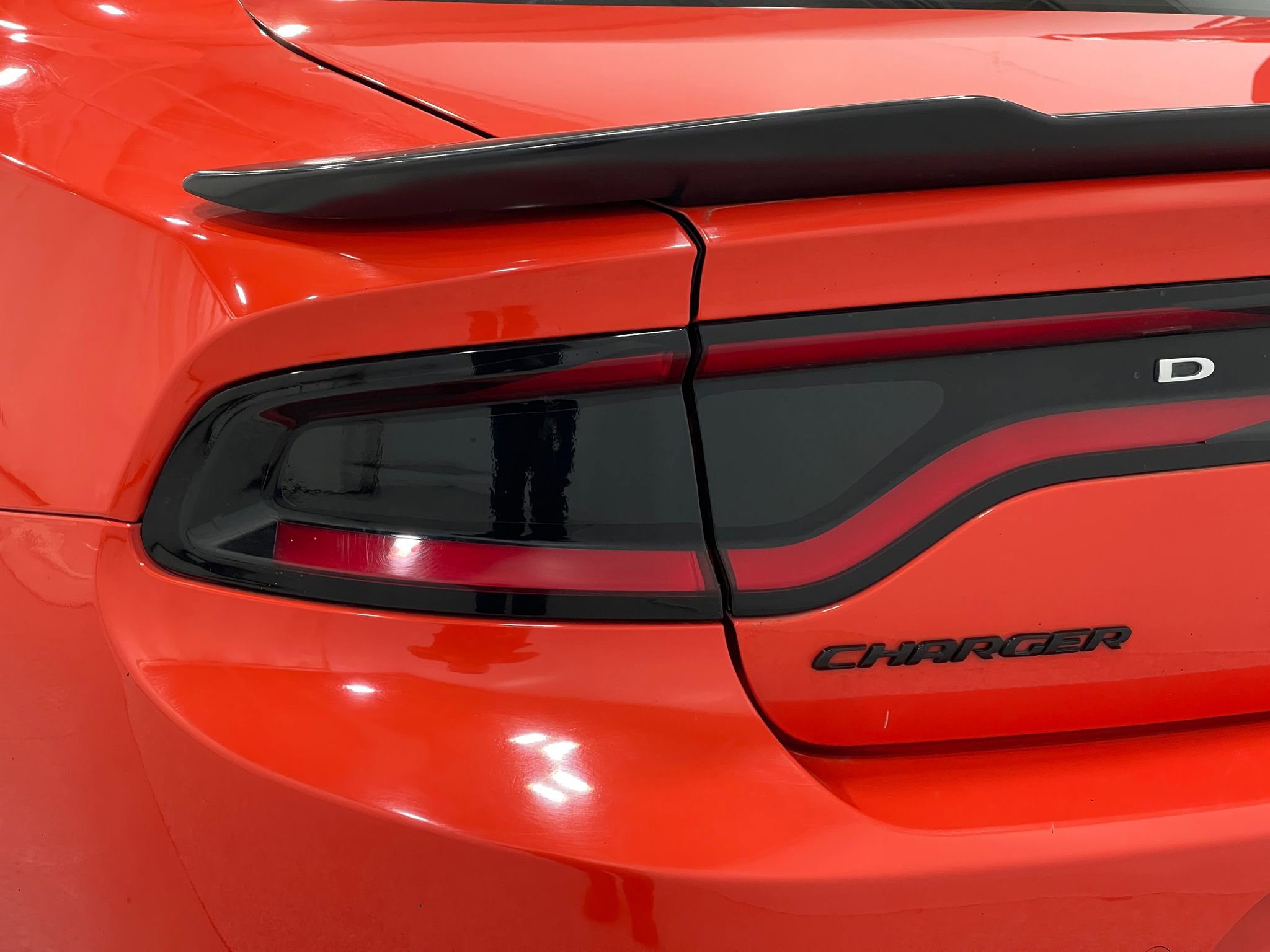 Used 2018 Dodge Charger SXT w/ Blacktop Package image 30