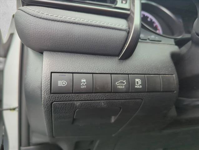 Certified 2023 Toyota Camry SE FWD image 13