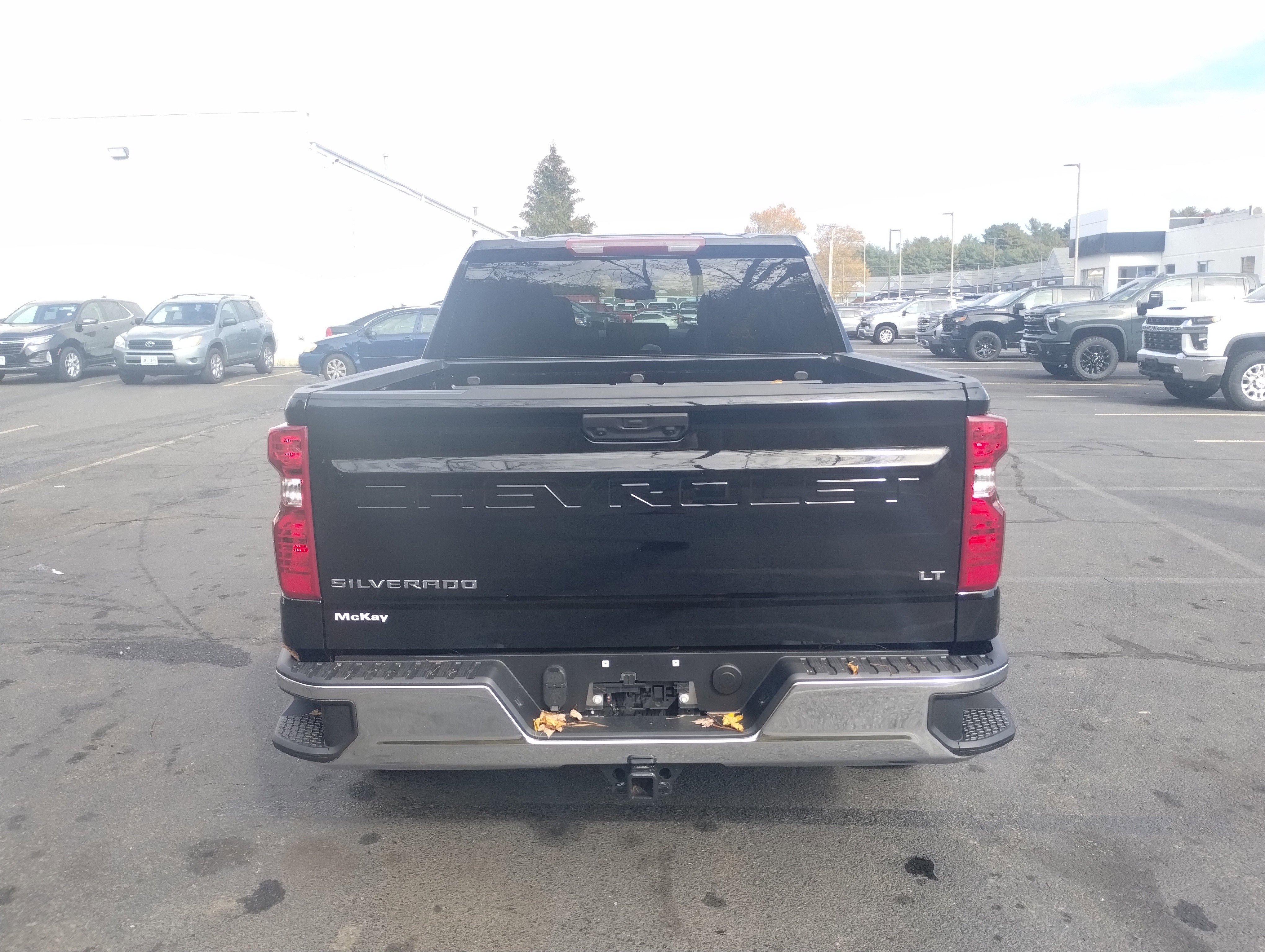 Used 2025 Chevrolet Silverado 1500 LT image 4