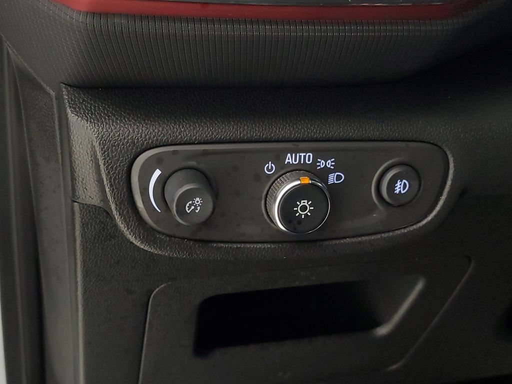 Used 2023 Chevrolet TrailBlazer RS w/ Technology Package AWD/4WD image 13