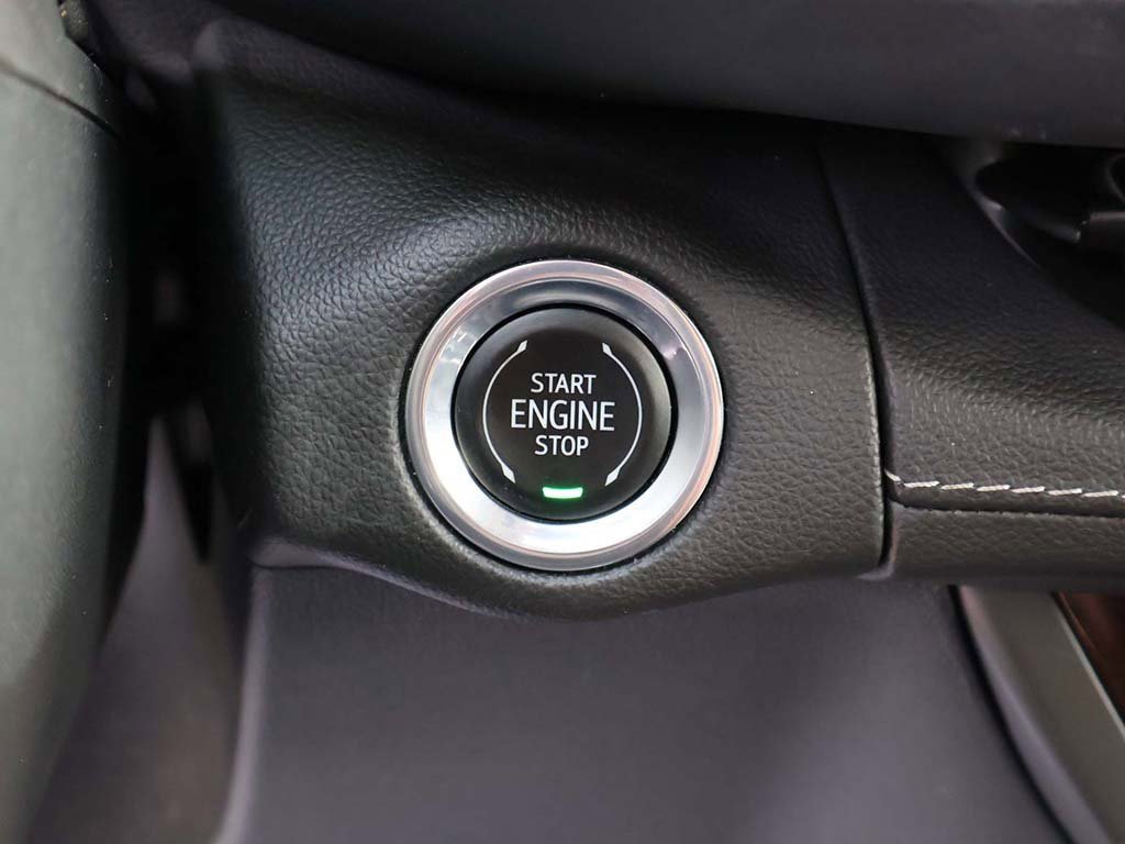 Used 2023 Buick Envision Essence w/ Sport Touring Package image 46