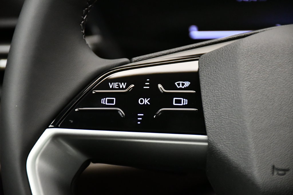 Used 2025 Audi Q5 Premium w/ Premium Plus AWD/4WD image 22