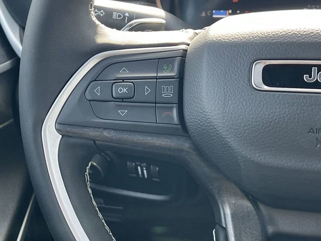 New 2025 Jeep Grand Cherokee L Limited w/ Luxury Tech Group II image 16