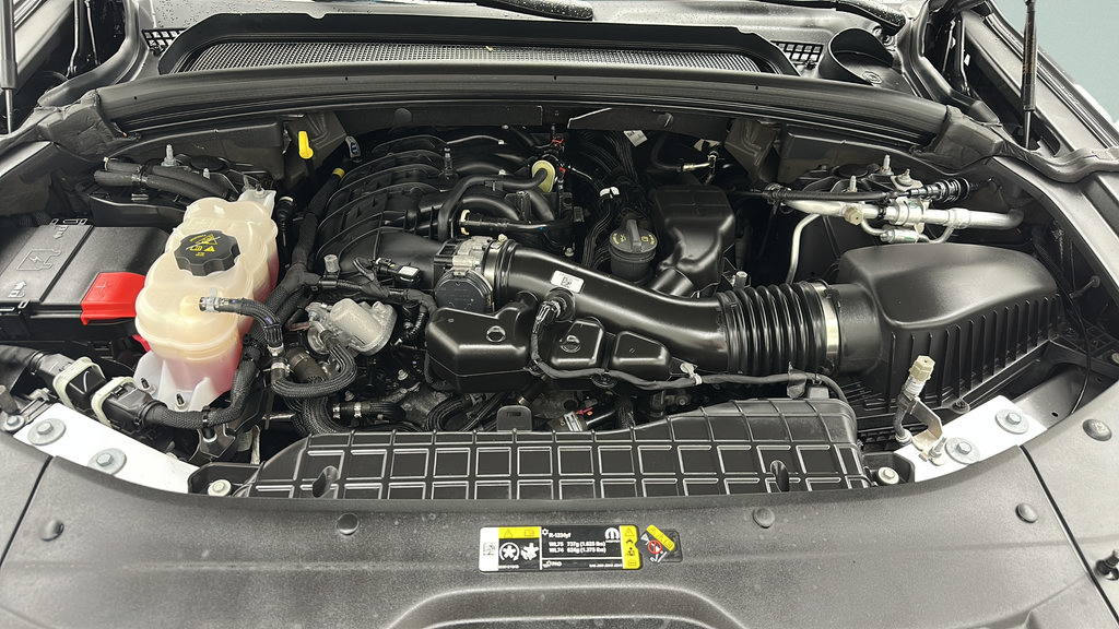 Used 2023 Jeep Grand Cherokee L Laredo AWD/4WD image 22