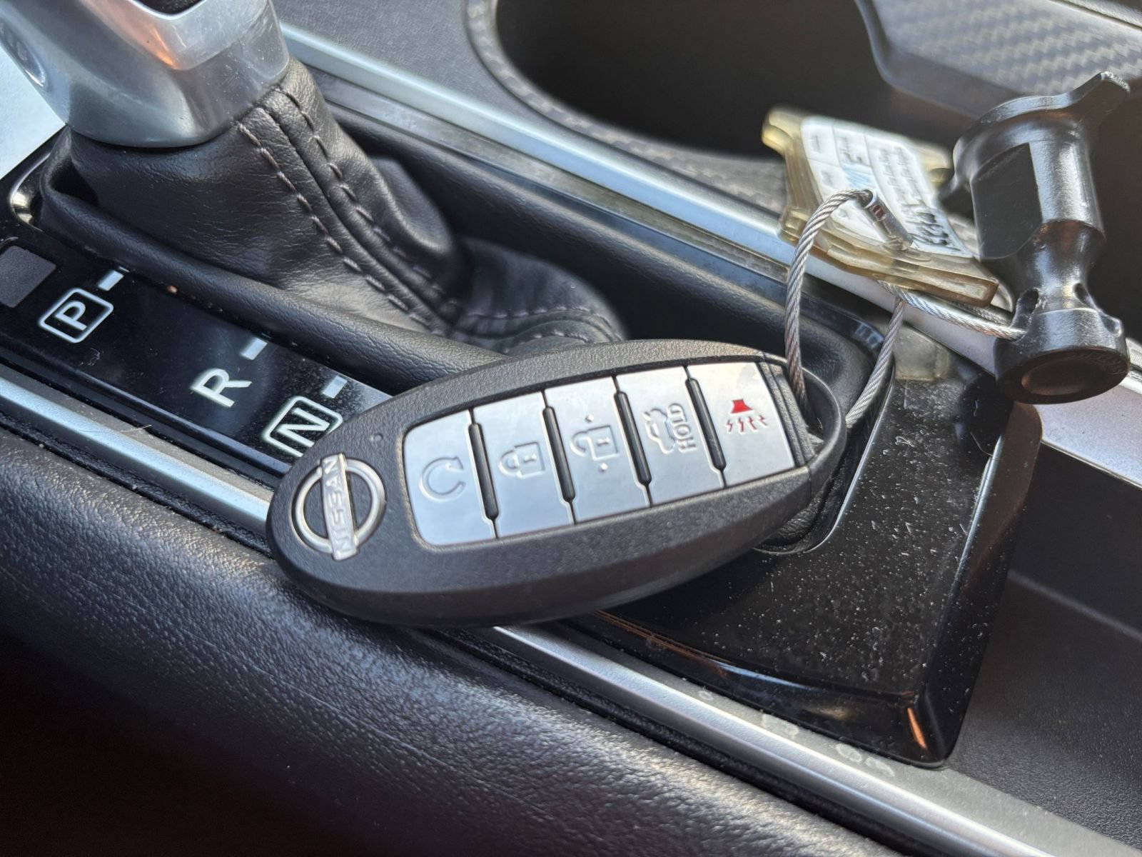Used 2025 Nissan Altima 2.5 SV FWD image 25